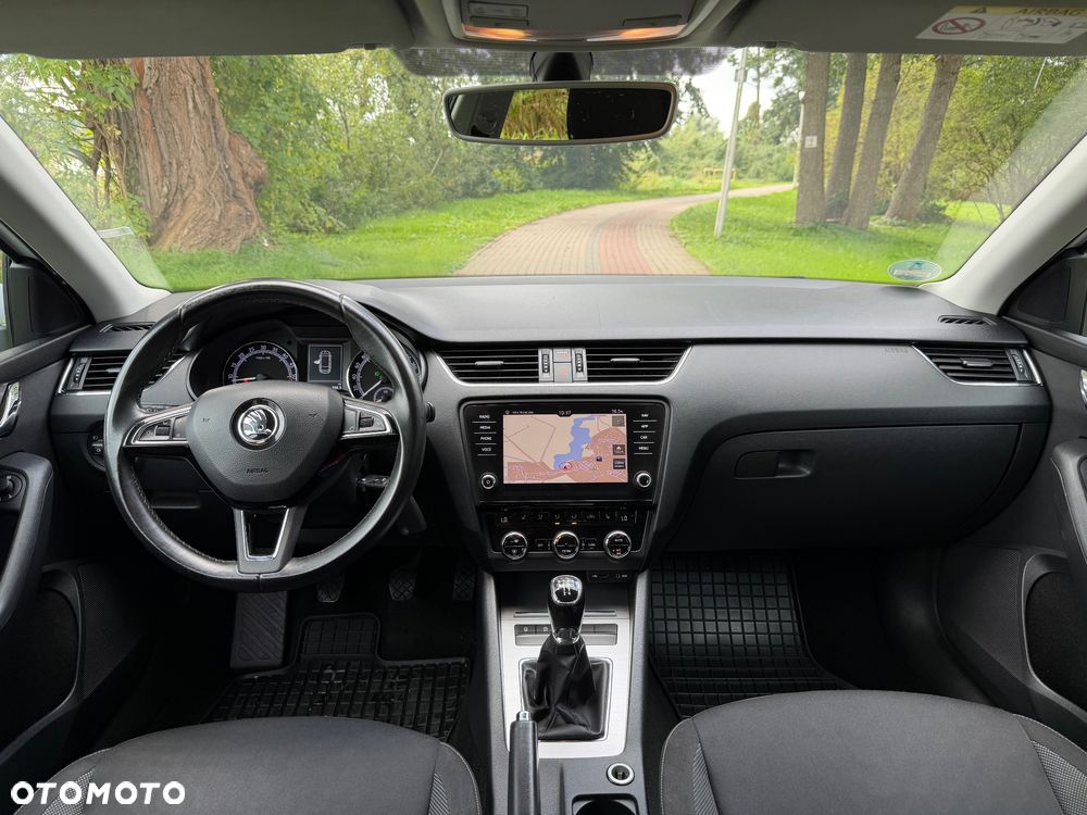 Skoda Octavia 1.6 TDI Soleil - 15