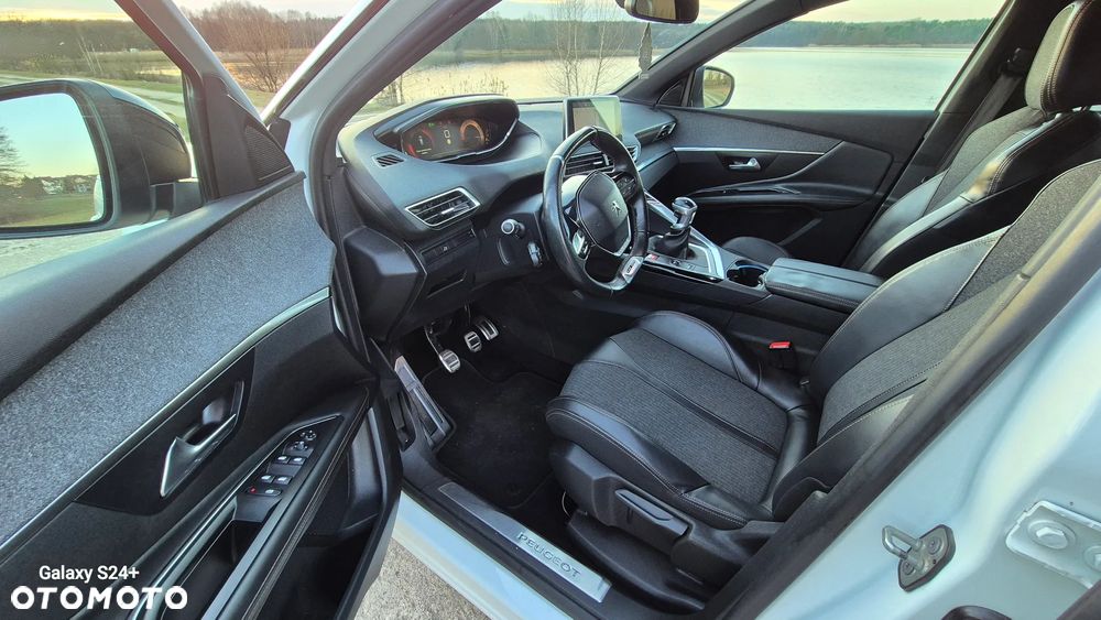 Peugeot 3008 2.0 HDi Premium - 19