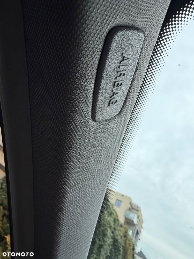 Opel Astra 1.6 Elegance - 26