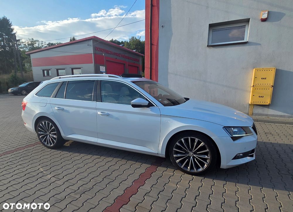 Skoda Superb 2.0 TDI 4x4 L&K DSG - 5