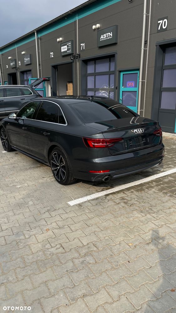 Audi A4 2.0 TFSI ultra S tronic - 17