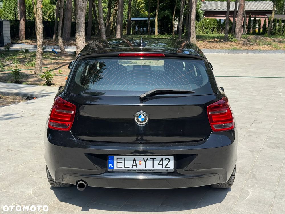 BMW Seria 1 116i Sport Line - 12