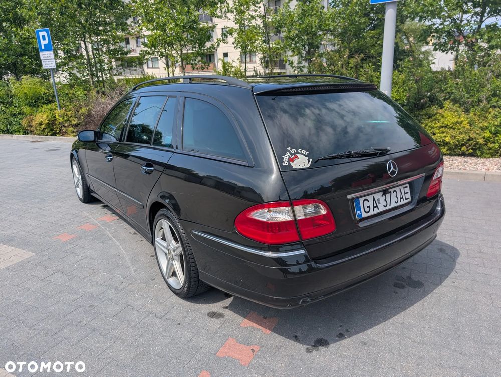 Mercedes-Benz Klasa E 500 4-Matic T Avantgarde - 29