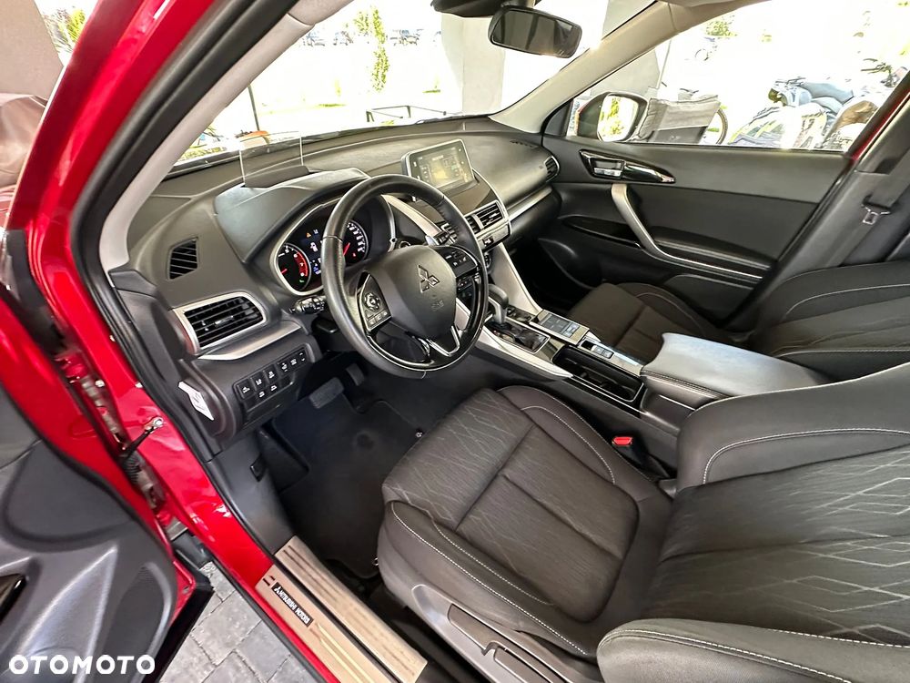 Mitsubishi Eclipse Cross 1.5 T Invite Plus CVT - 18