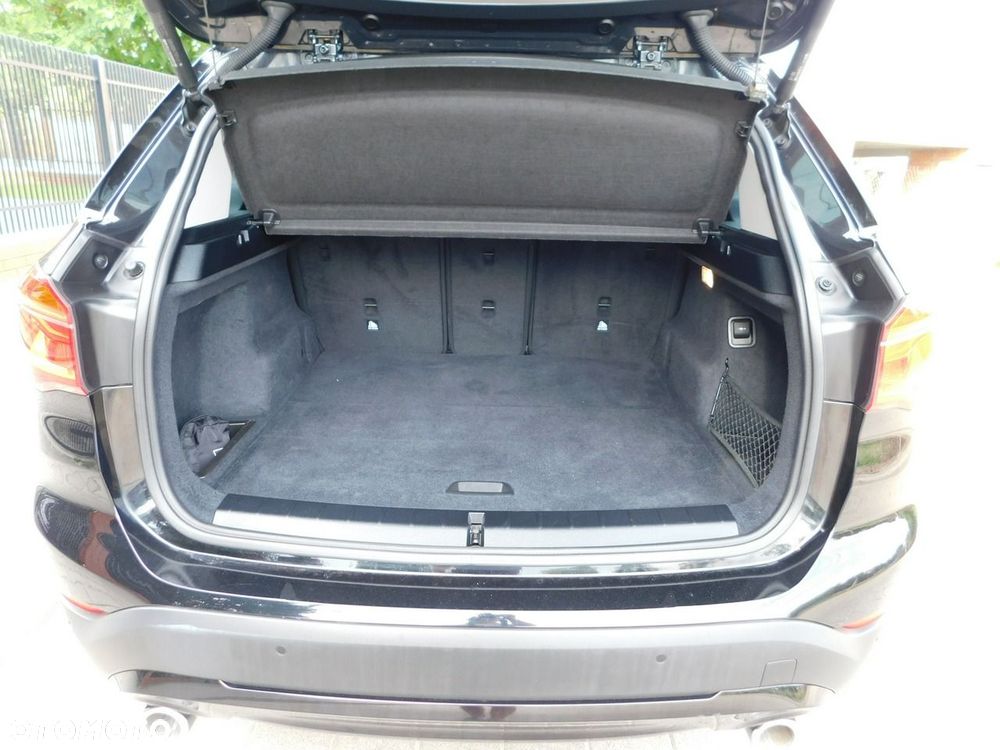 BMW X1 - 16