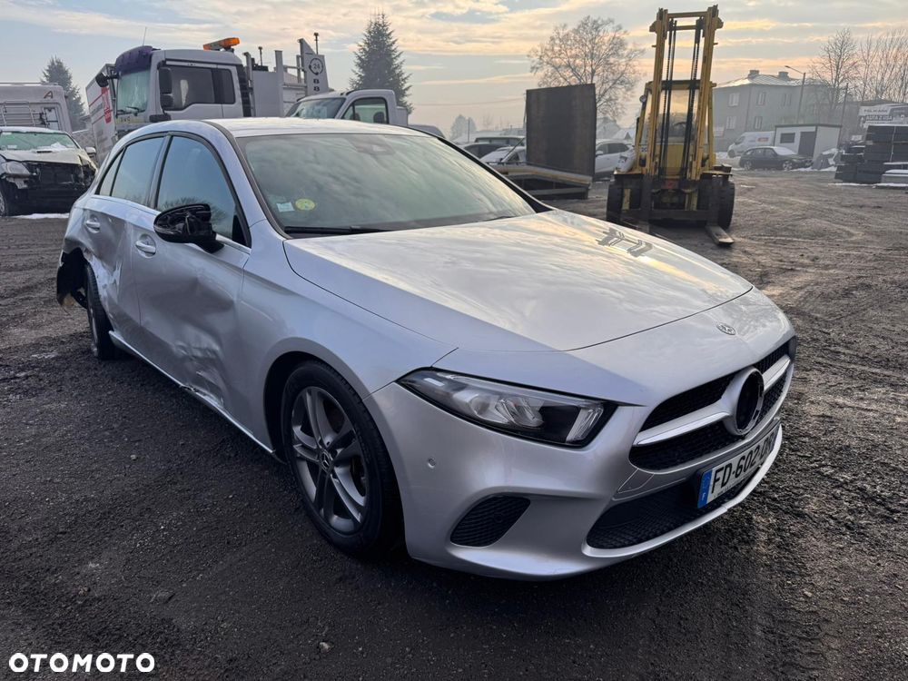 Mercedes-Benz Klasa A 180 d Edition 1 7G-DCT - 9