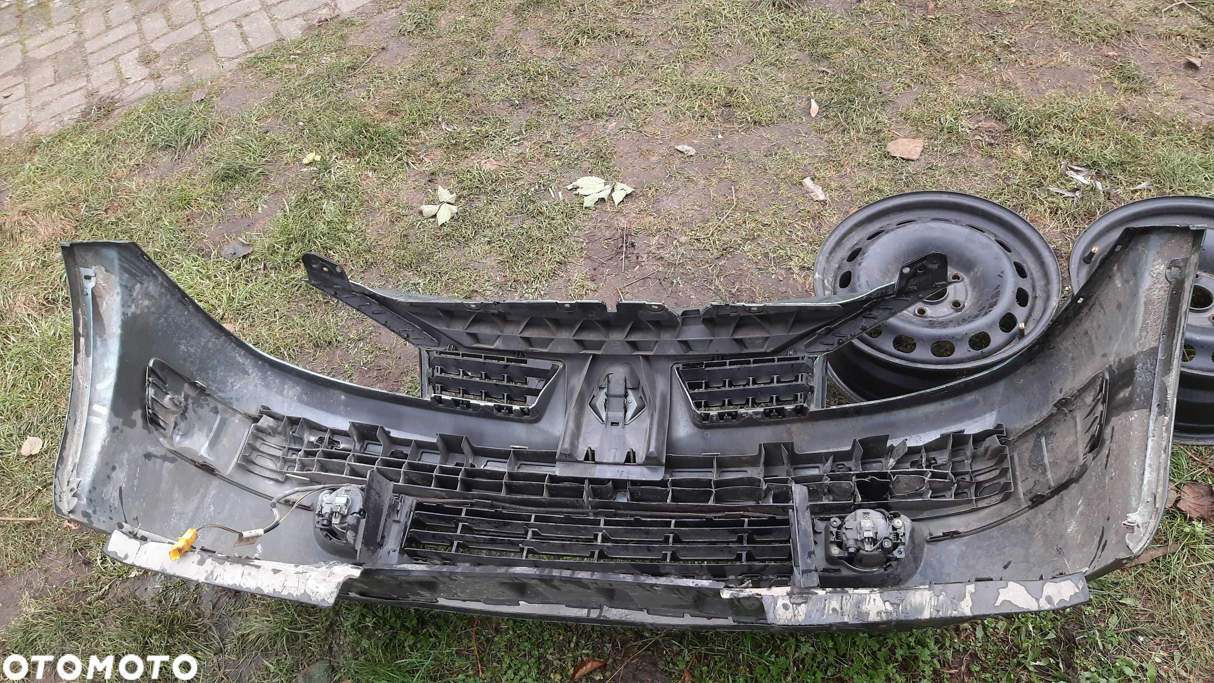 Lak. TED97 zderzak przedni Renault Megane 2 II - 4