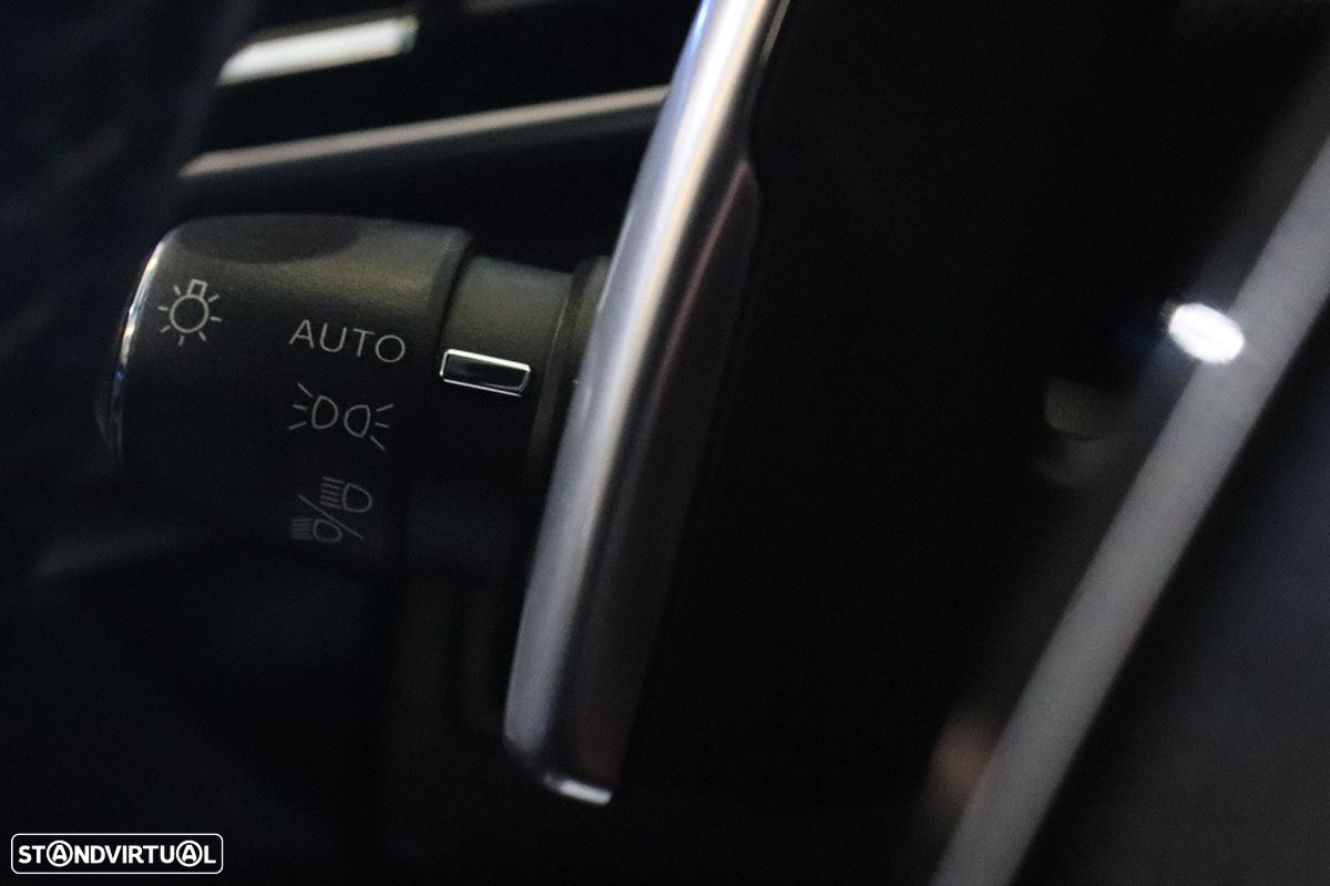 Peugeot 3008 1.2 PureTech GT Pack EAT8 - 16