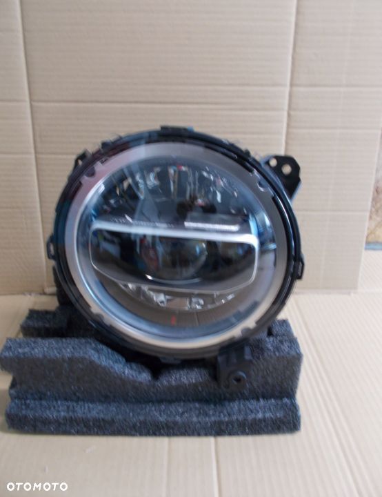 REFLEKTOR PRAWY JEEP WRANGLER LED 2015- - 1