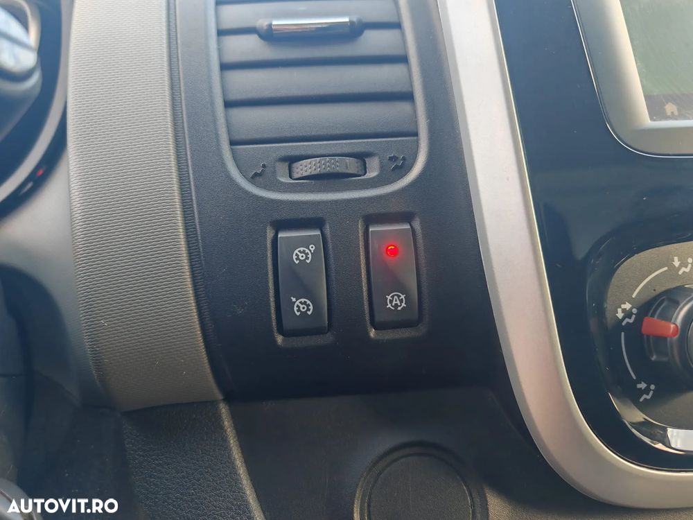 Renault Trafic ENERGY dCi 125 Combi Expression - 13