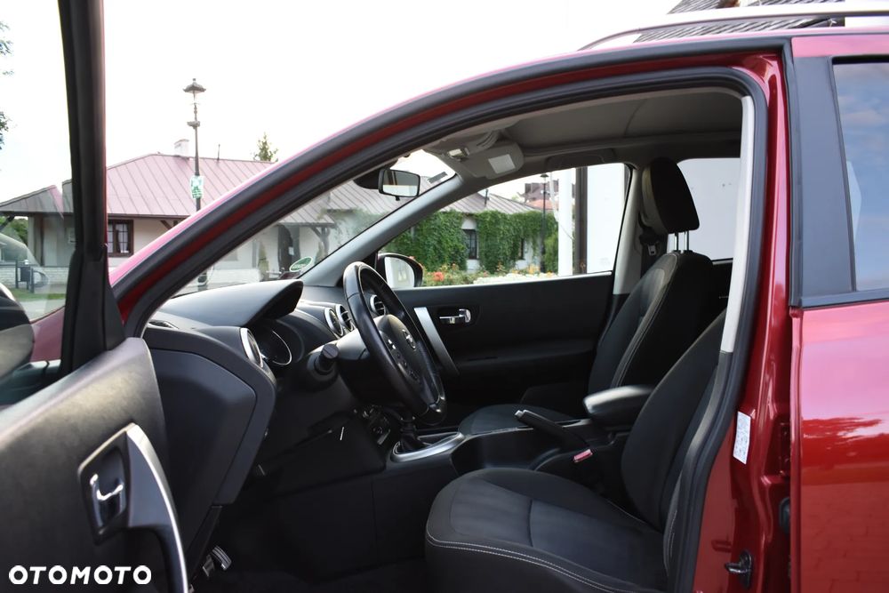 Nissan Qashqai 2.0 dCi DPF I-Way - 25
