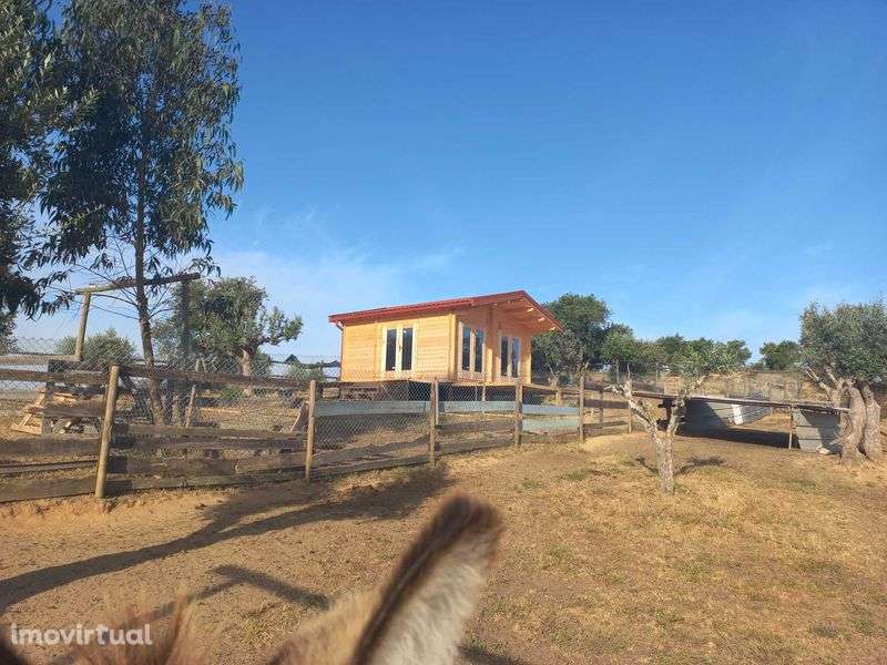 Terreno para venda - Grande imagem: 2/3