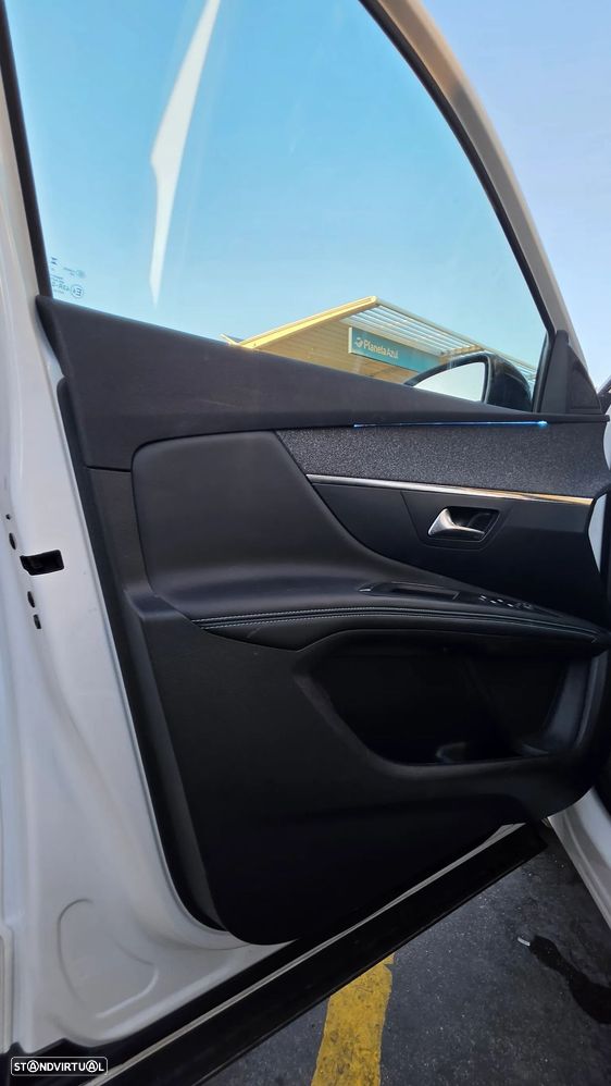 Peugeot 3008 1.6 Hybrid Allure Pack e-EAT8 - 12