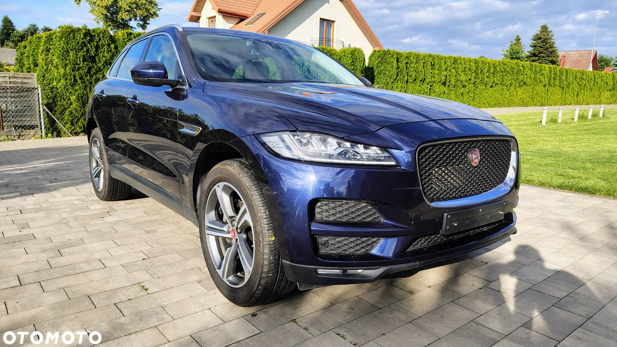 Jaguar F-Pace - 11