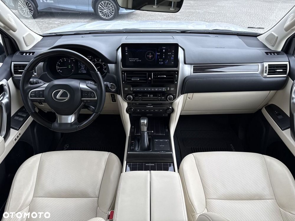 Lexus GX - 26