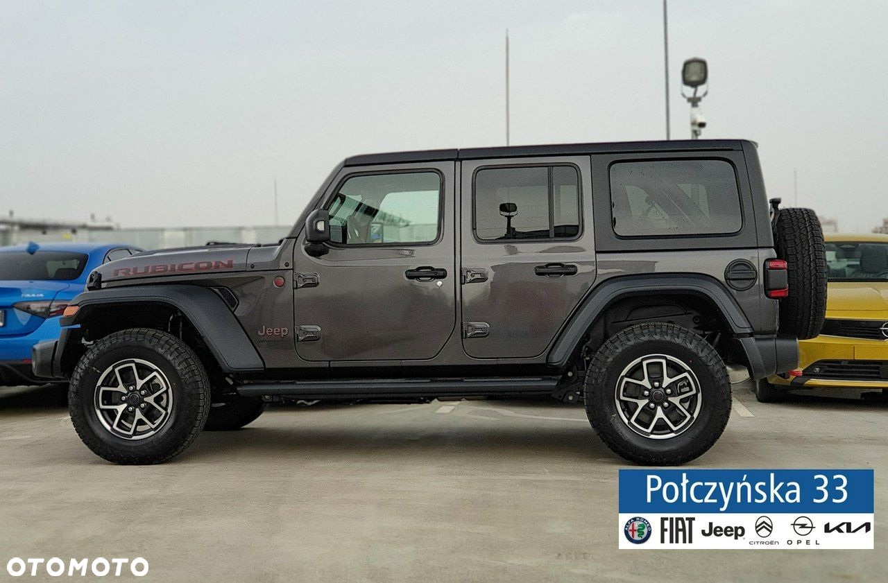 Jeep Wrangler - 11