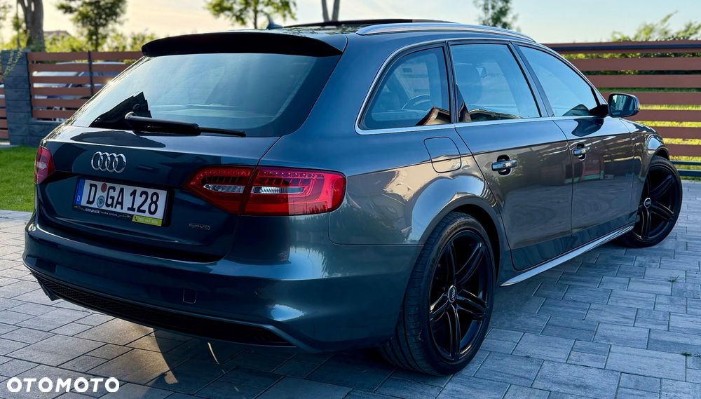 Audi A4 Avant 2.0 TDI DPF clean diesel quattro S tronic S line Sportpaket - 4