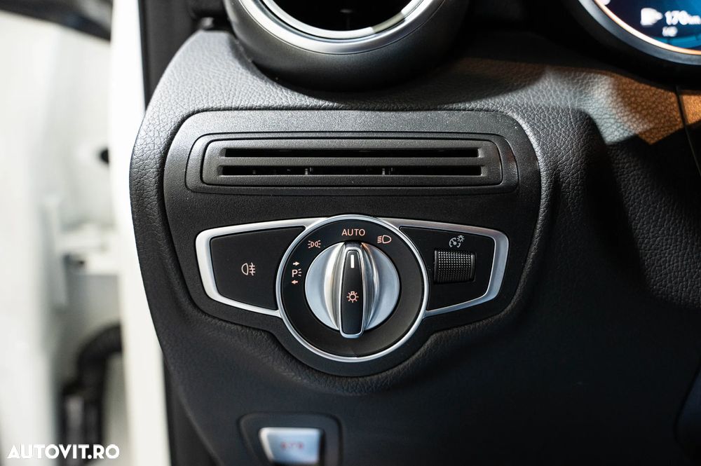 Mercedes-Benz GLC 220 d 4Matic 9G-TRONIC AMG Line - 28