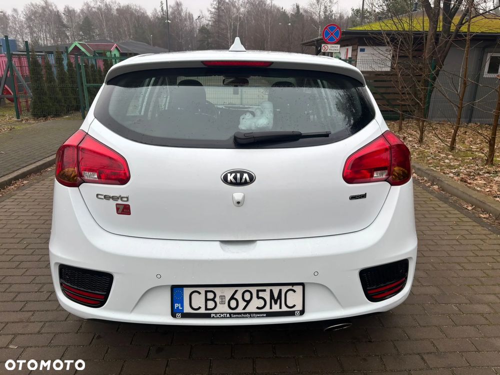Kia Ceed 1.6 CRDi M - 6