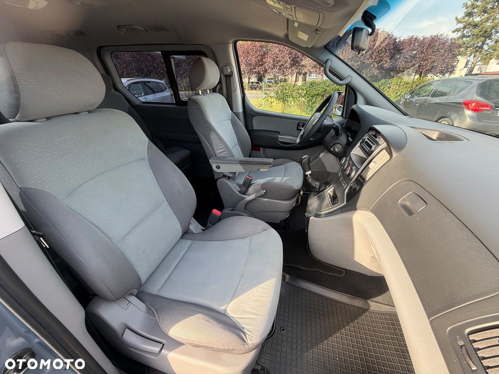 Hyundai H-1 Starex - 16