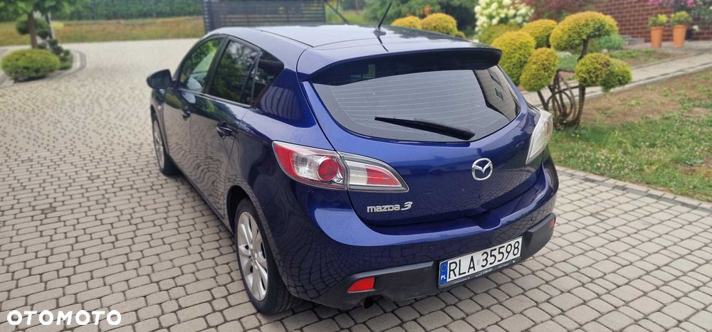 Mazda 3 - 8