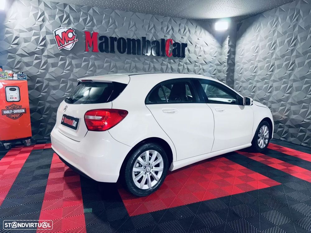 Mercedes-Benz A 160 d Style - 11