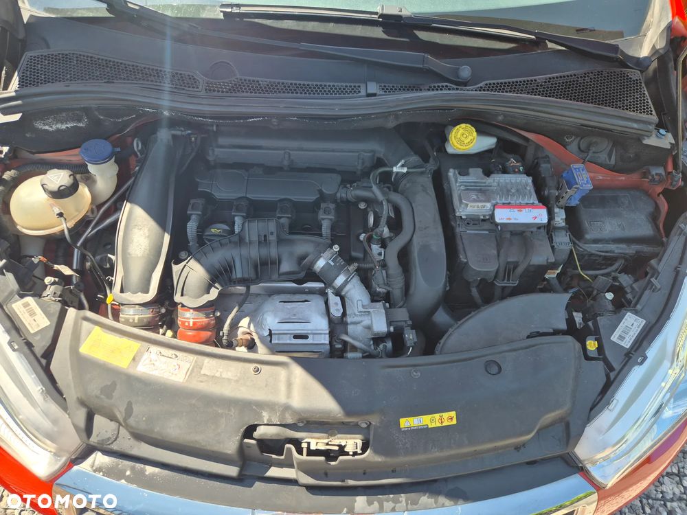 Peugeot 208 - 27