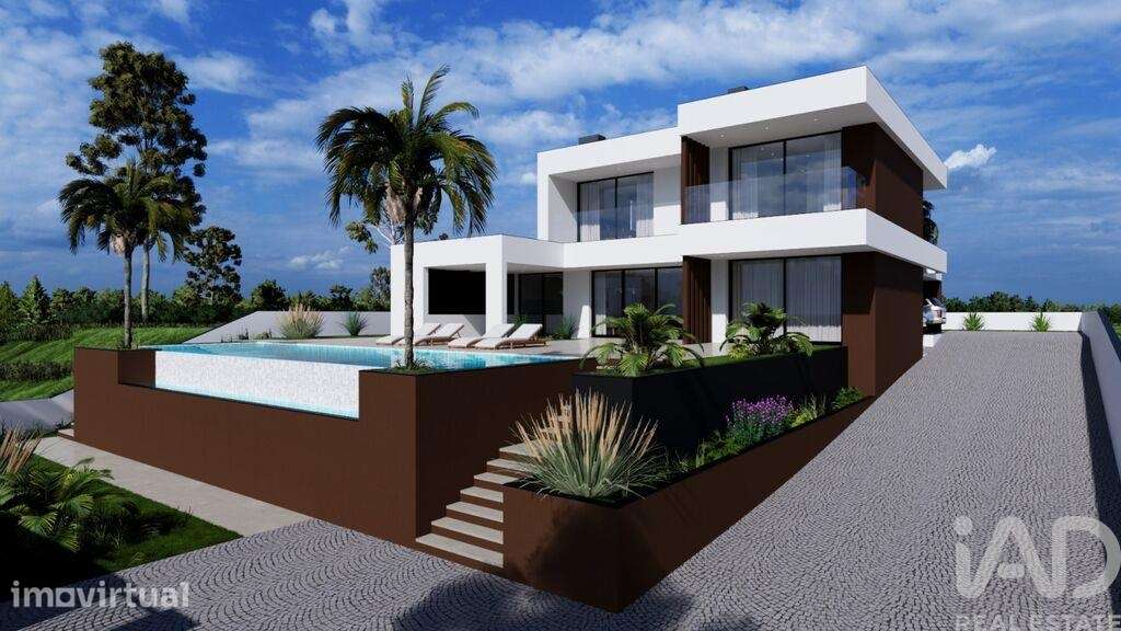 Casa / Villa T3 em Albufeira e Olhos de Água de 300,00 m2 - Grande imagem: 2/25