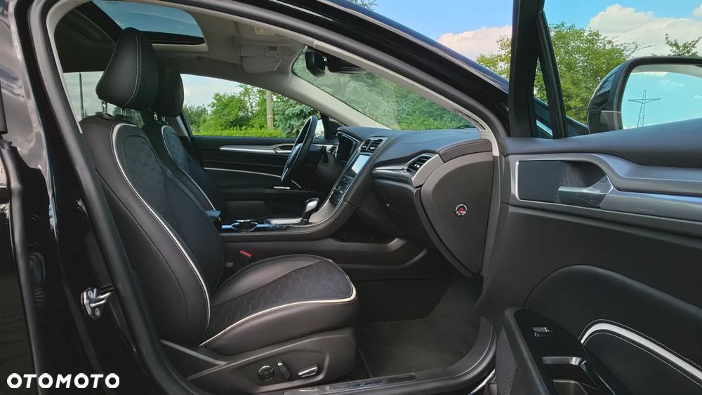 Ford Mondeo Vignale 2.0 Hybrid - 35