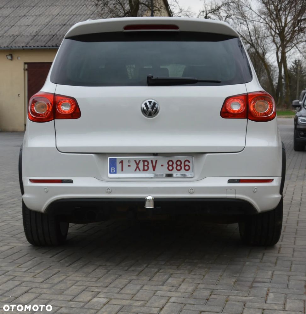 Volkswagen Tiguan - 8