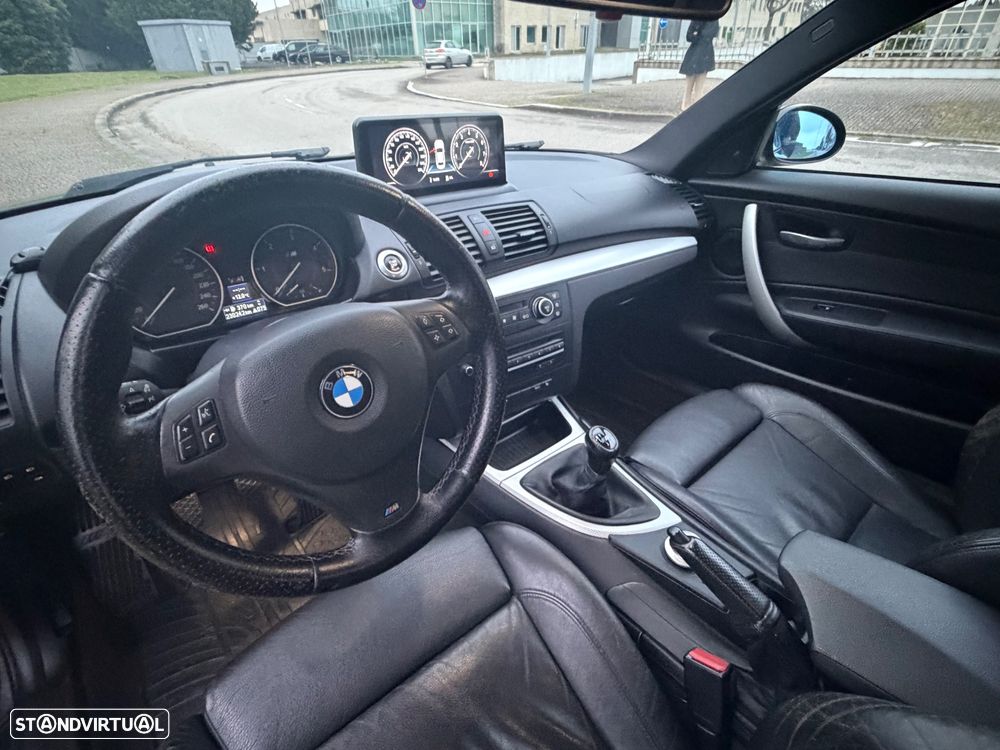 BMW 123 d Cabrio - 14