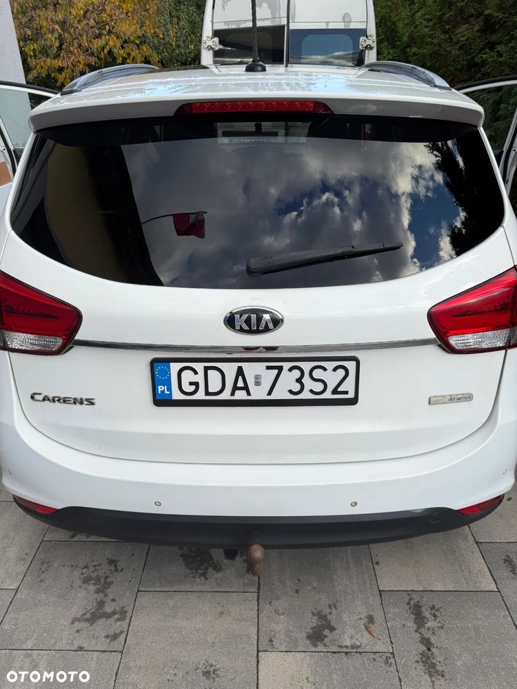 Kia Carens - 3