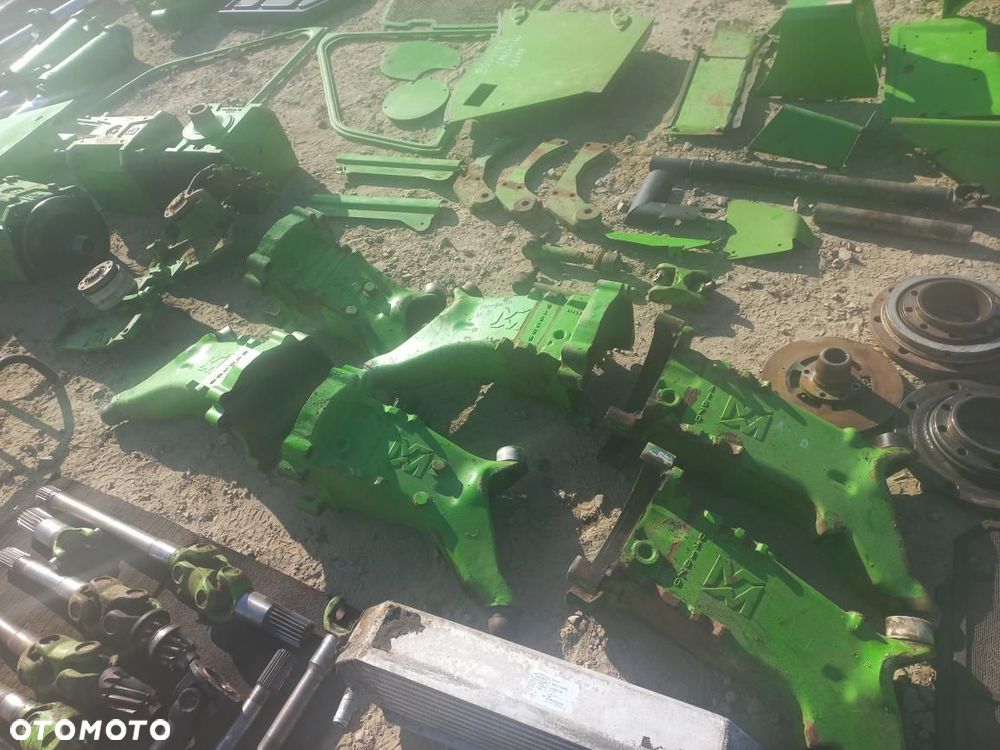 Części MERLO siłownik hydrauliczny,zamek siłowy, 08350803043501A, 28,7 Blok zaworowy, 26,6 ,układ planetarny32,12 pochwa mostu 045568 ,041870,045367,097686,042440,wkład mostu 024849,P36.10,dyferencjau,nagrzewnica,klimatyzator,053121,107714,13 atak,spoiler,klamka,rozdzielacz sterujący 4011840, 057347,chłodnica kuler,oleju,krzyżak,półoś,piasta,cewka,zawór,nadmuch,wentylator manitou,joystick,płyta sterująca, - 20