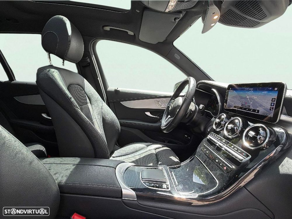 Mercedes-Benz GLC 300 e 4Matic - 21