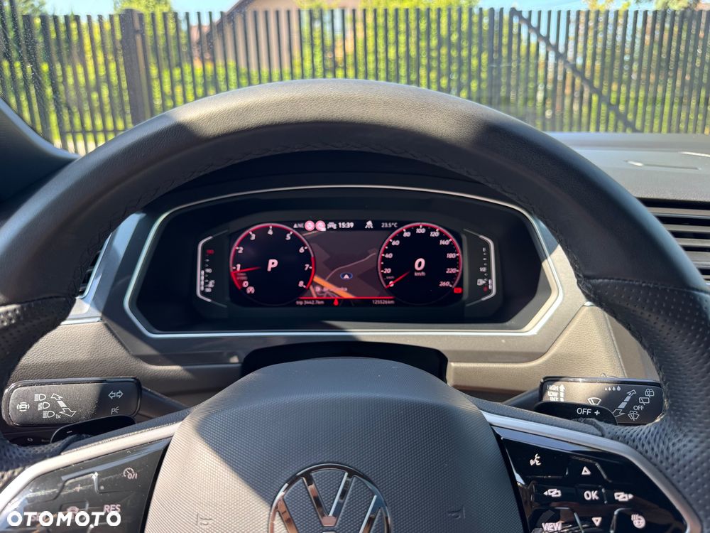 Volkswagen Tiguan Allspace 2.0 TSI 4Mot R-Line DSG - 29