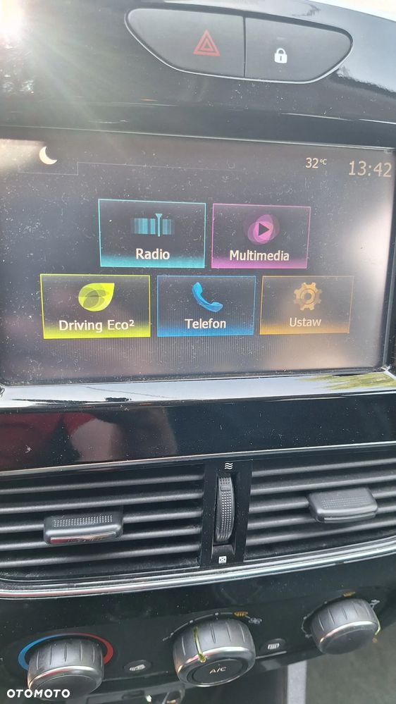 Renault Clio - 10