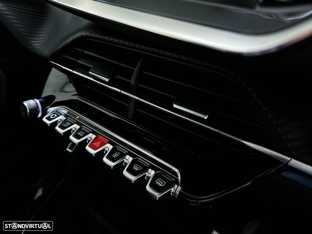 Peugeot 2008 1.2 PureTech Allure EAT8 - 23