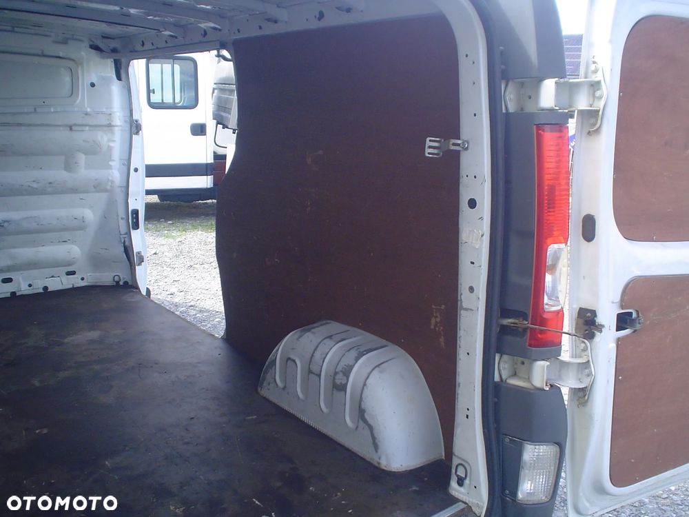 Opel VIVARO - 10