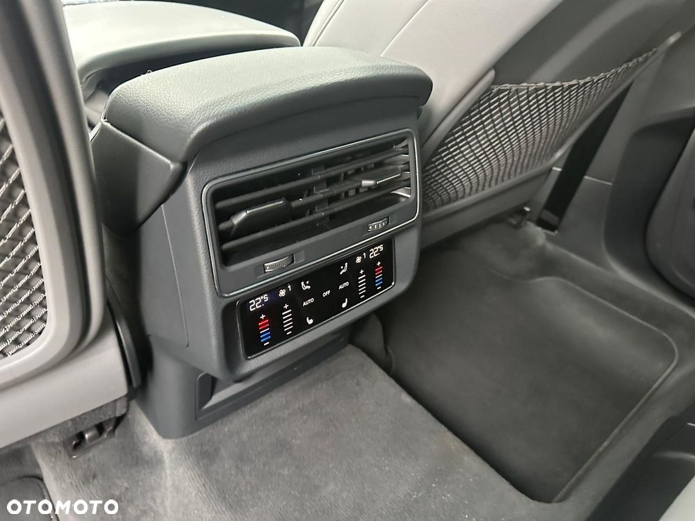 Audi Q7 - 13