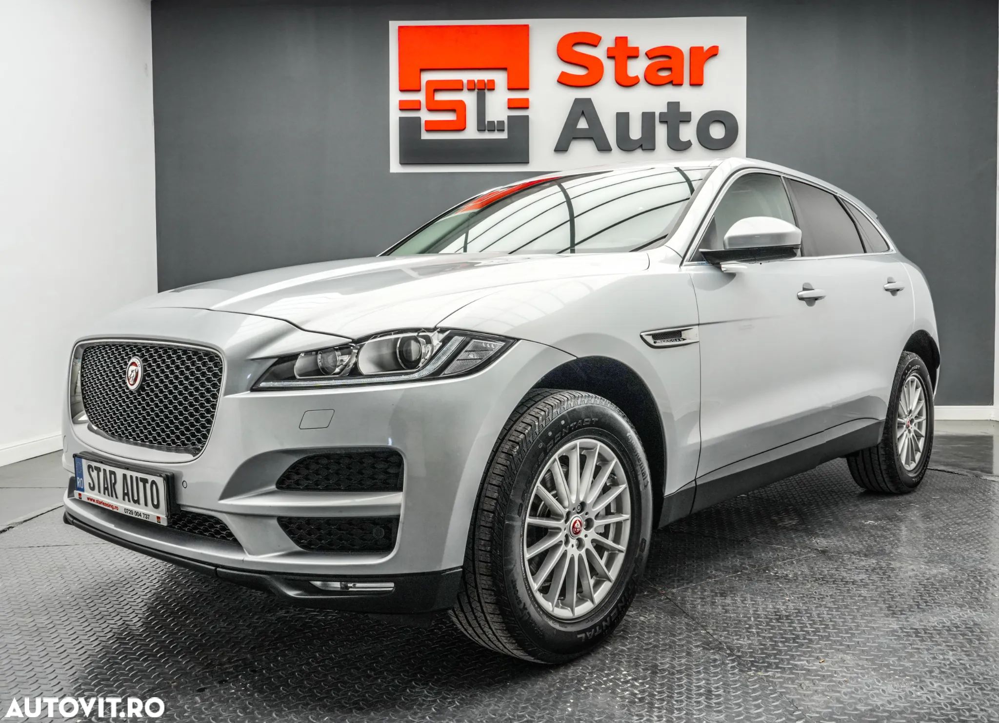 Jaguar F-Pace 20d AWD Prestige - 1