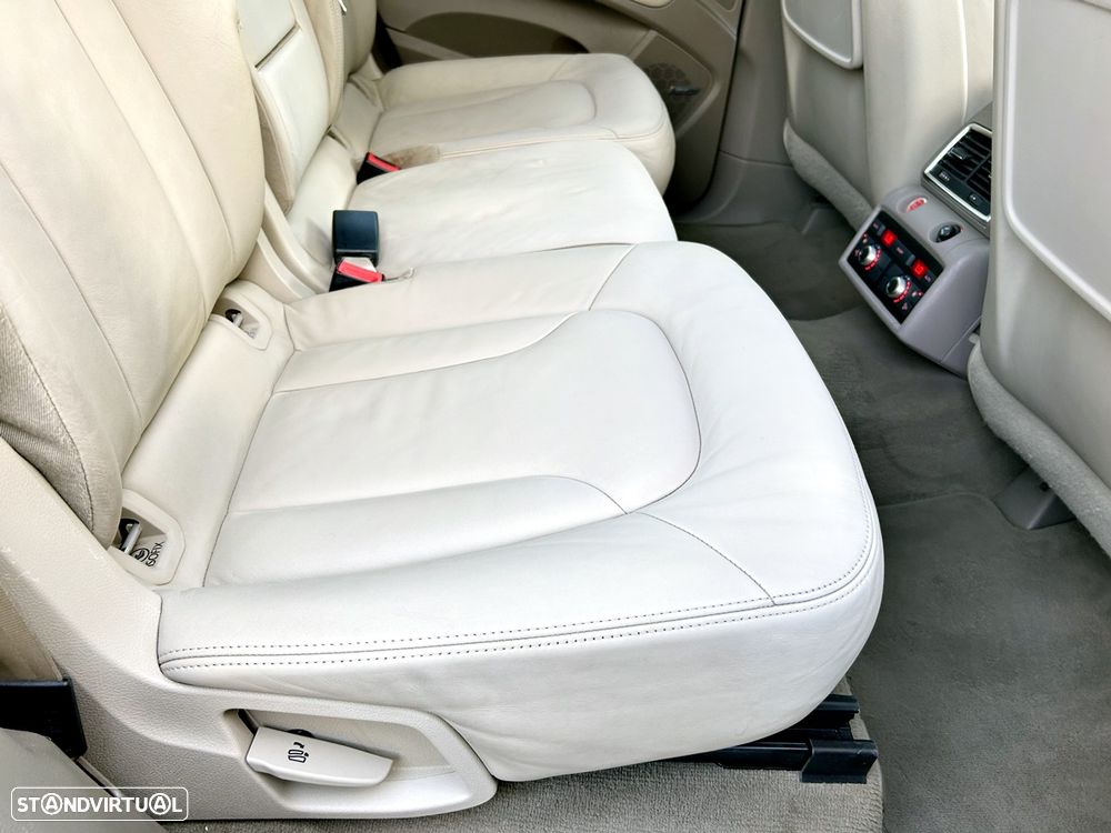 Audi Q7 4.2 V8 FSi quattro S-line Tiptronic - 41