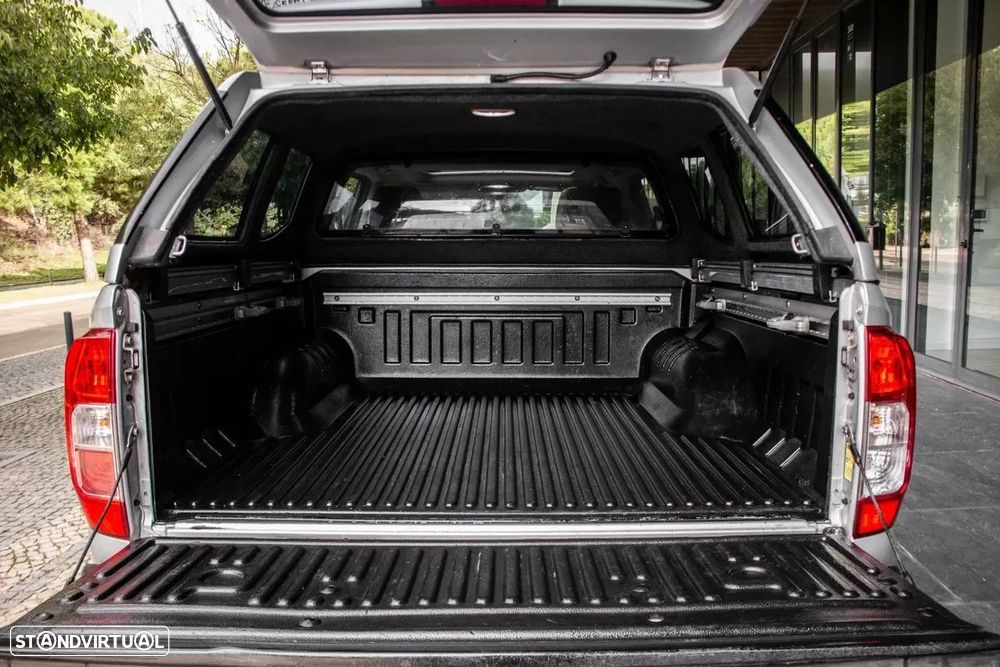 Nissan Navara 2.3 dCi CD 4WD Tekna Auto - 40