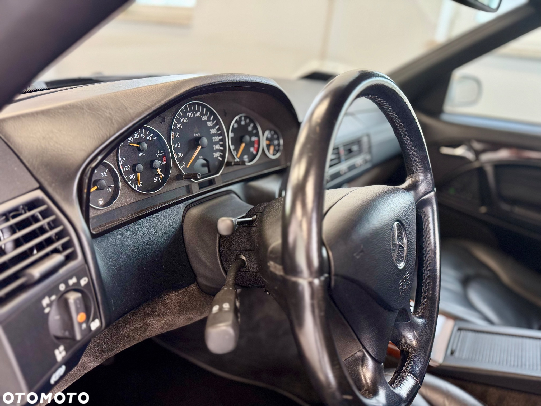 Mercedes-Benz SL 500 - 10