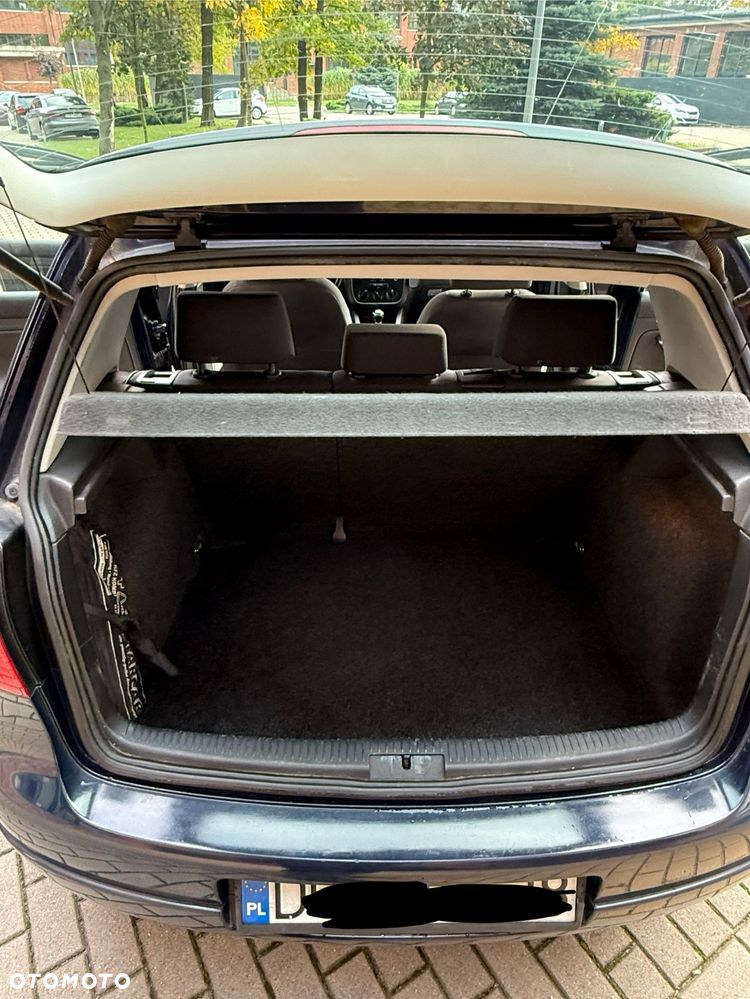 Volkswagen Golf V 1.9 TDI GT Sport - 25