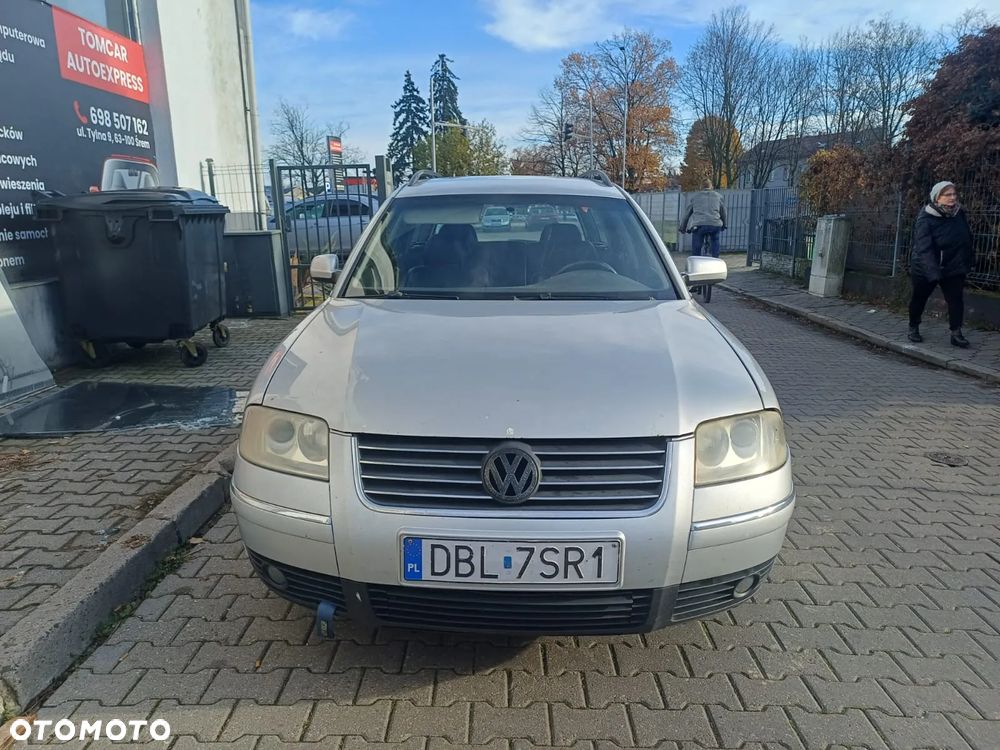 Volkswagen Passat 1.9 TDI Highline - 4