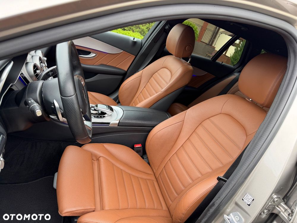 Mercedes-Benz Klasa C 220 d 9G-TRONIC AMG Line - 24