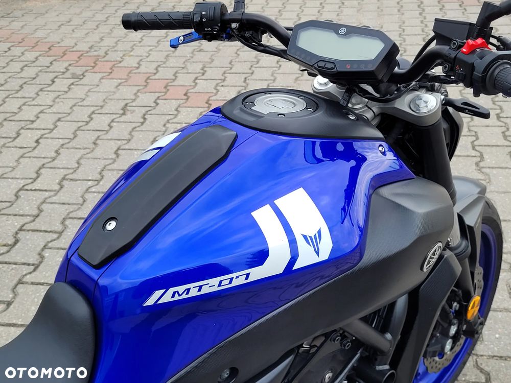 Yamaha MT - 21