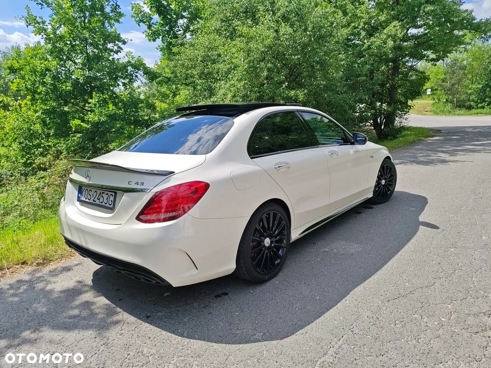 Mercedes-Benz Klasa C AMG 43 4-Matic - 9