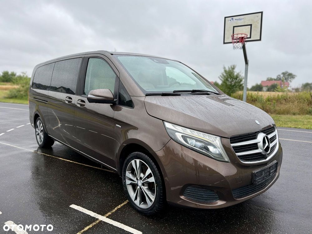 Mercedes-Benz Klasa V 300 d lang 9G-TRONIC Exclusive Edition - 3