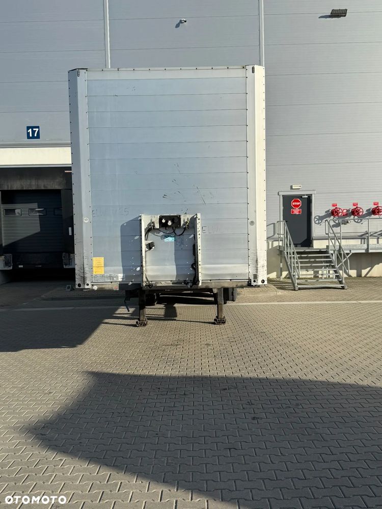Schmitz Cargobull SKO 24 - 6